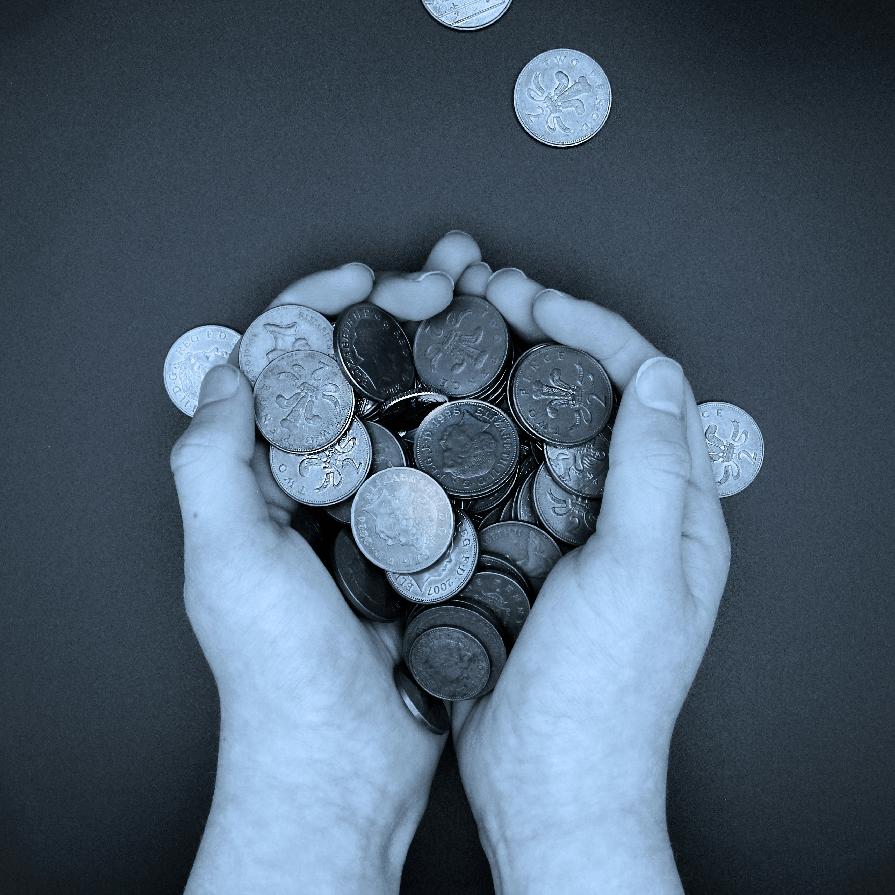 Argent et graphiques financiers